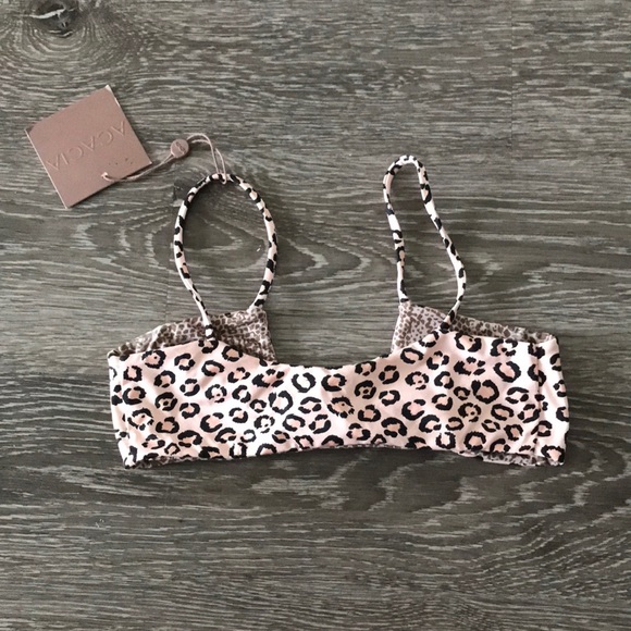 NWT acacia pawela top - Picture 2 of 4